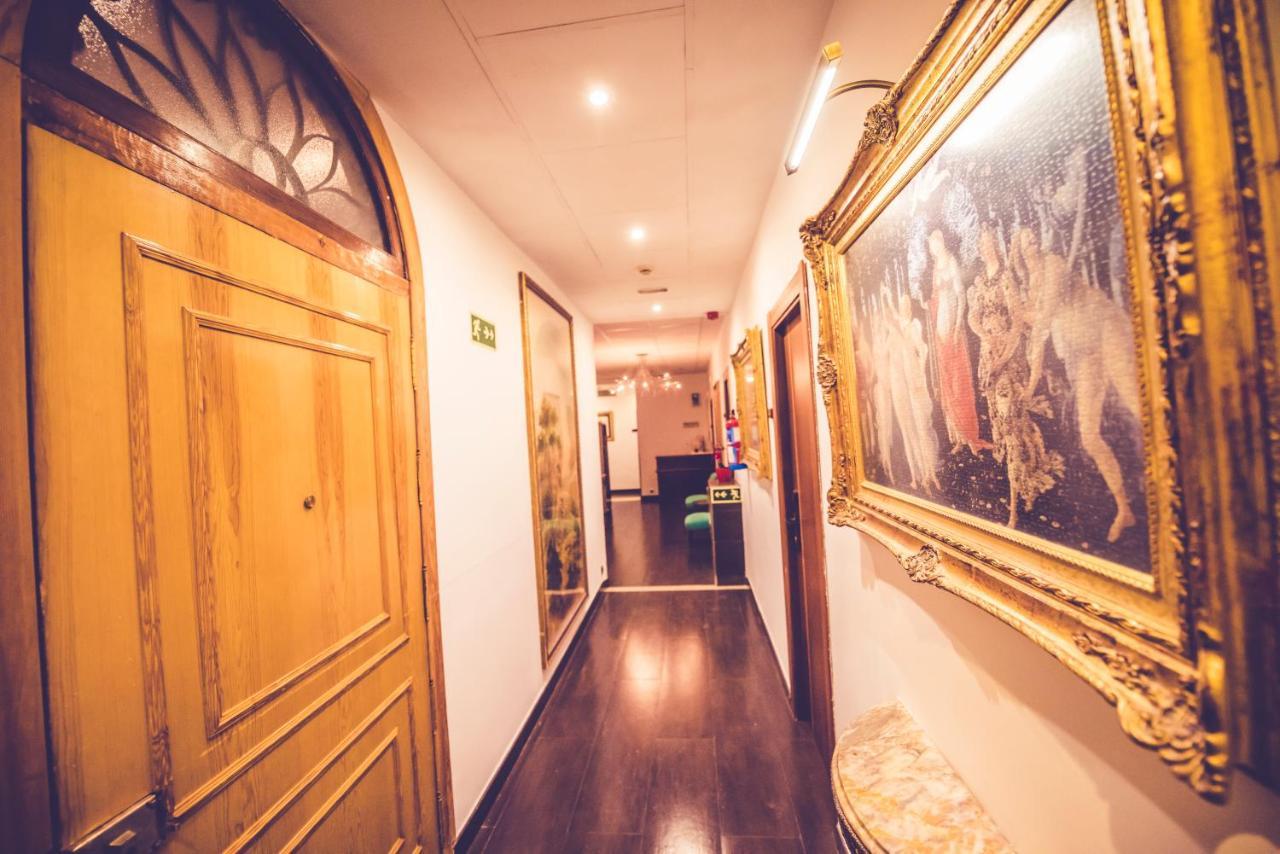 Hostal Sol Los Angeles Madrid Buitenkant foto